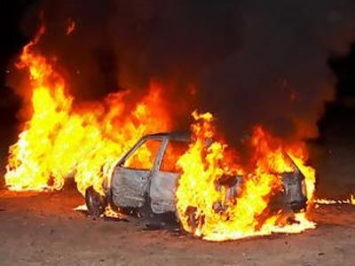 Στις φλόγες το αυτοκίνητο του δημάρχου